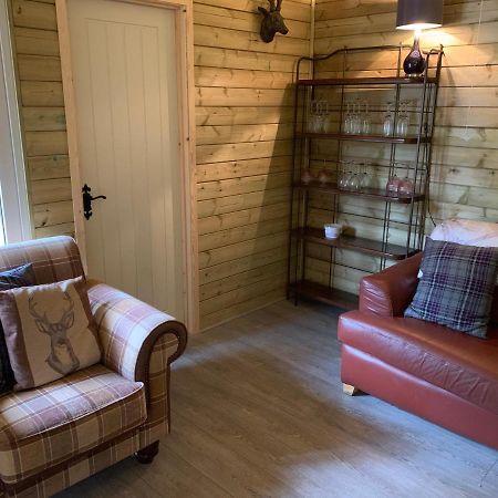 Winterbourne Bedrock Lodge מראה חיצוני תמונה