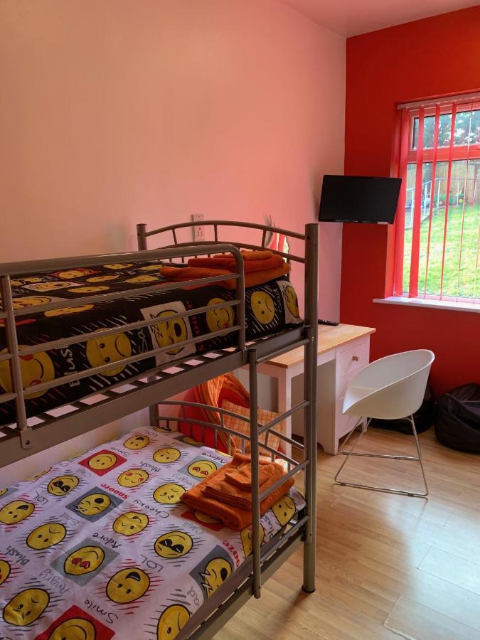 Winterbourne Bedrock Lodge מראה חיצוני תמונה