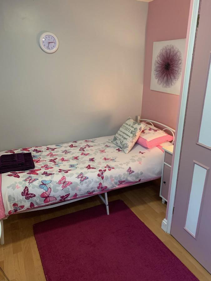 Winterbourne Bedrock Lodge מראה חיצוני תמונה
