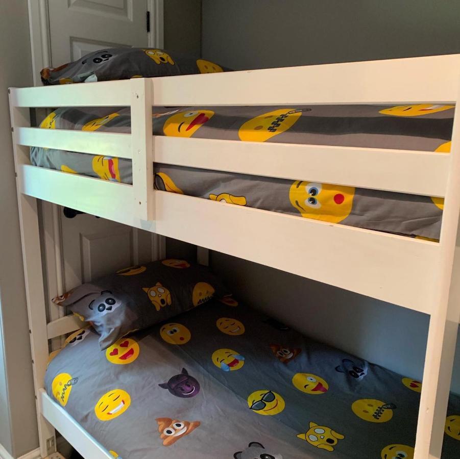 Winterbourne Bedrock Lodge מראה חיצוני תמונה