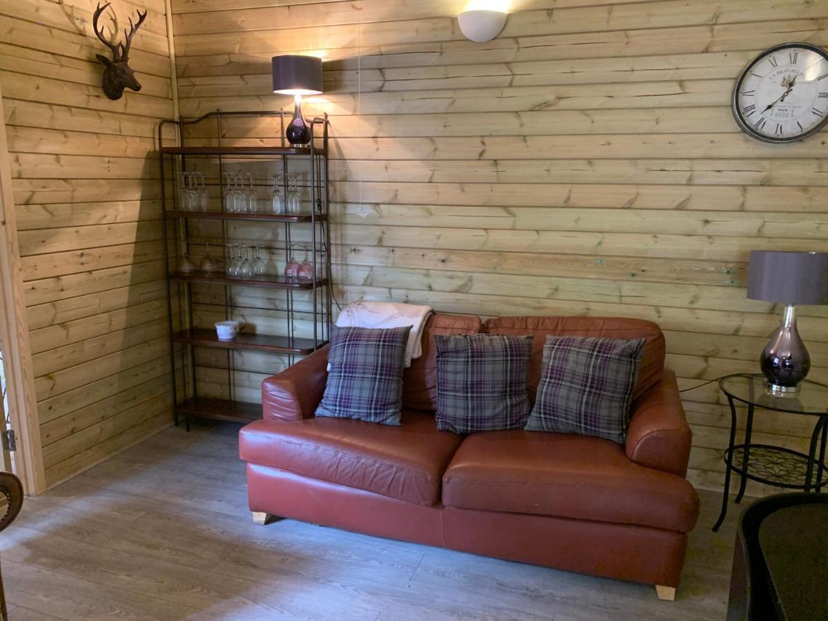 Winterbourne Bedrock Lodge מראה חיצוני תמונה