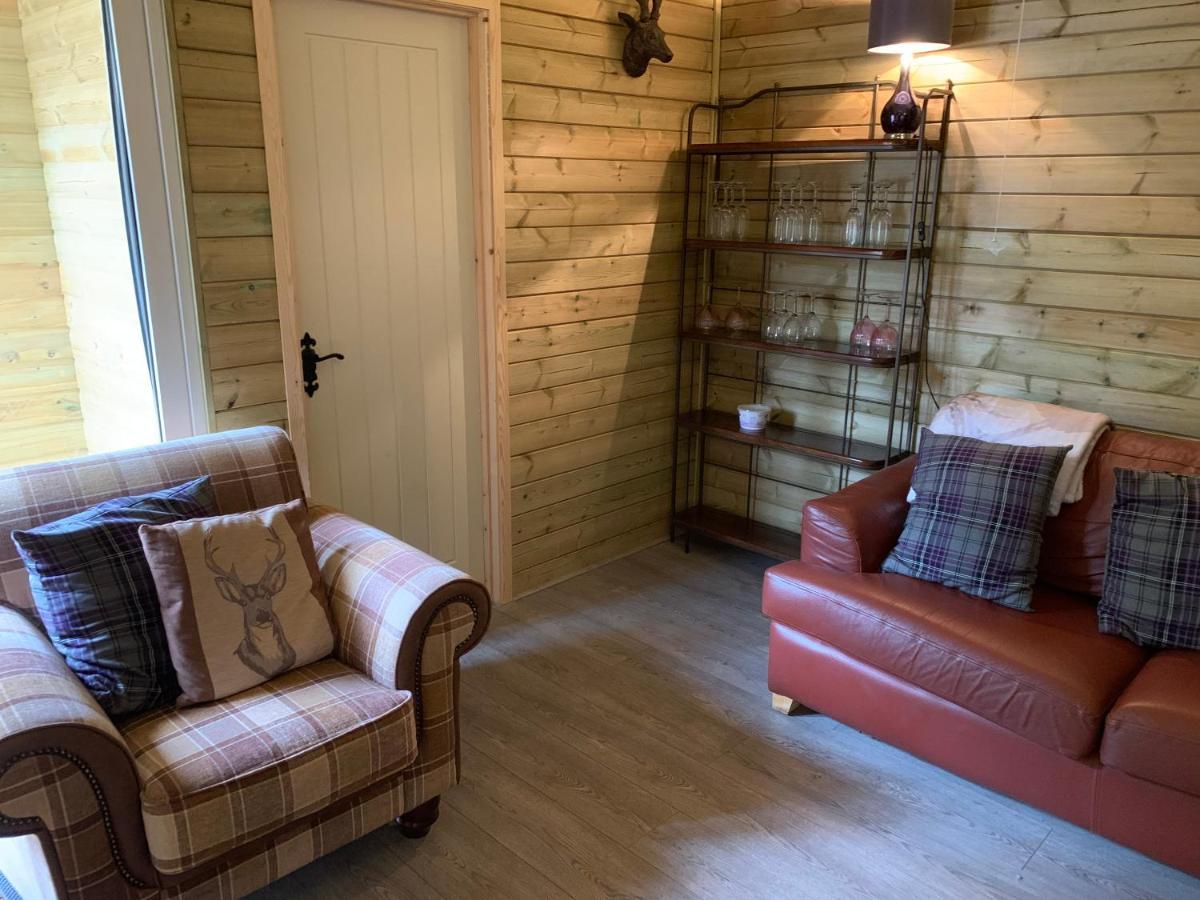 Winterbourne Bedrock Lodge מראה חיצוני תמונה