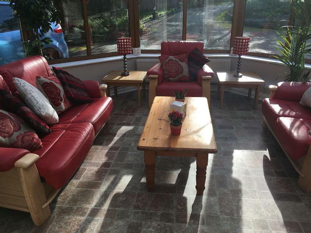 Winterbourne Bedrock Lodge מראה חיצוני תמונה