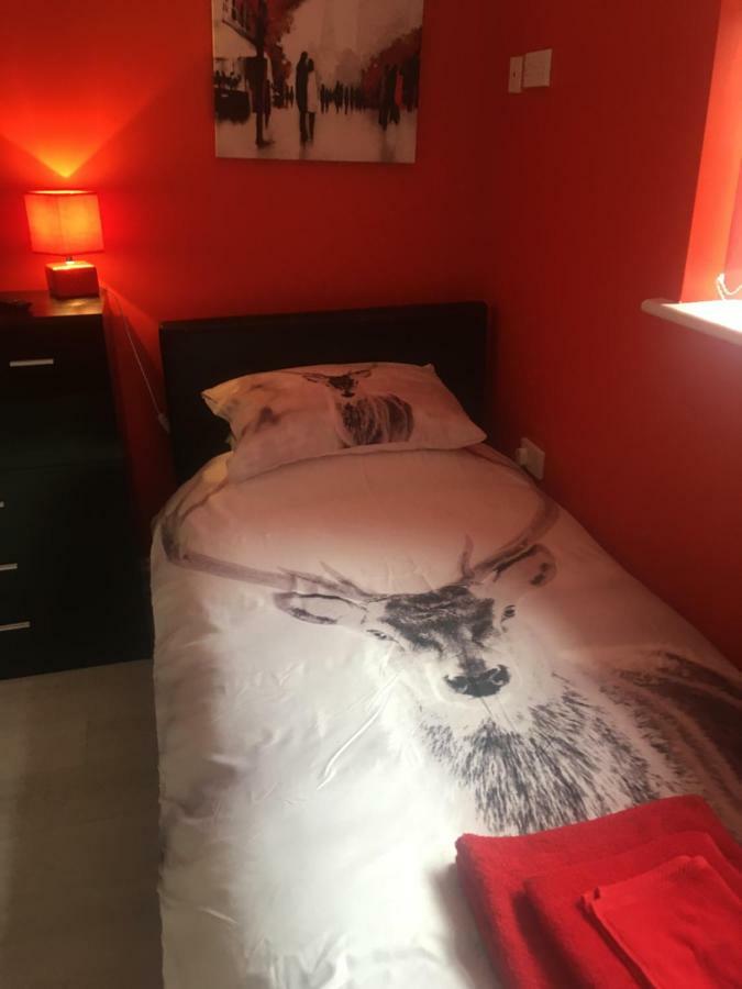 Winterbourne Bedrock Lodge מראה חיצוני תמונה