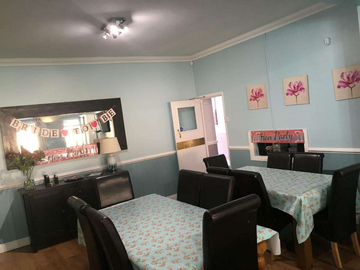 Winterbourne Bedrock Lodge מראה חיצוני תמונה